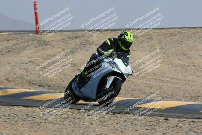 media/Mar-28-2022-Superbike Trackdays (Mon) [[b8603d0f67]]/Open Track Time/Turn 12/